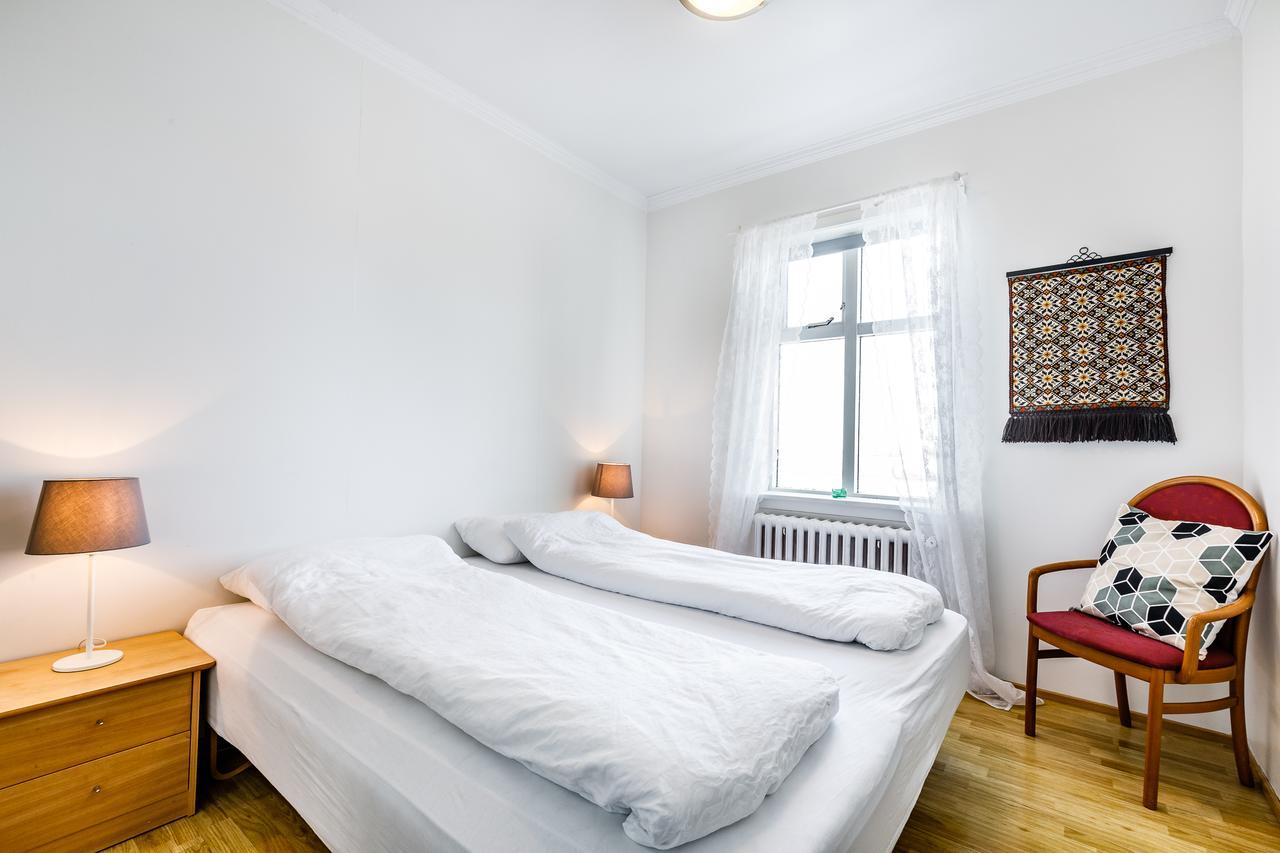 Riverside Hostel بلونديوس المظهر الخارجي الصورة